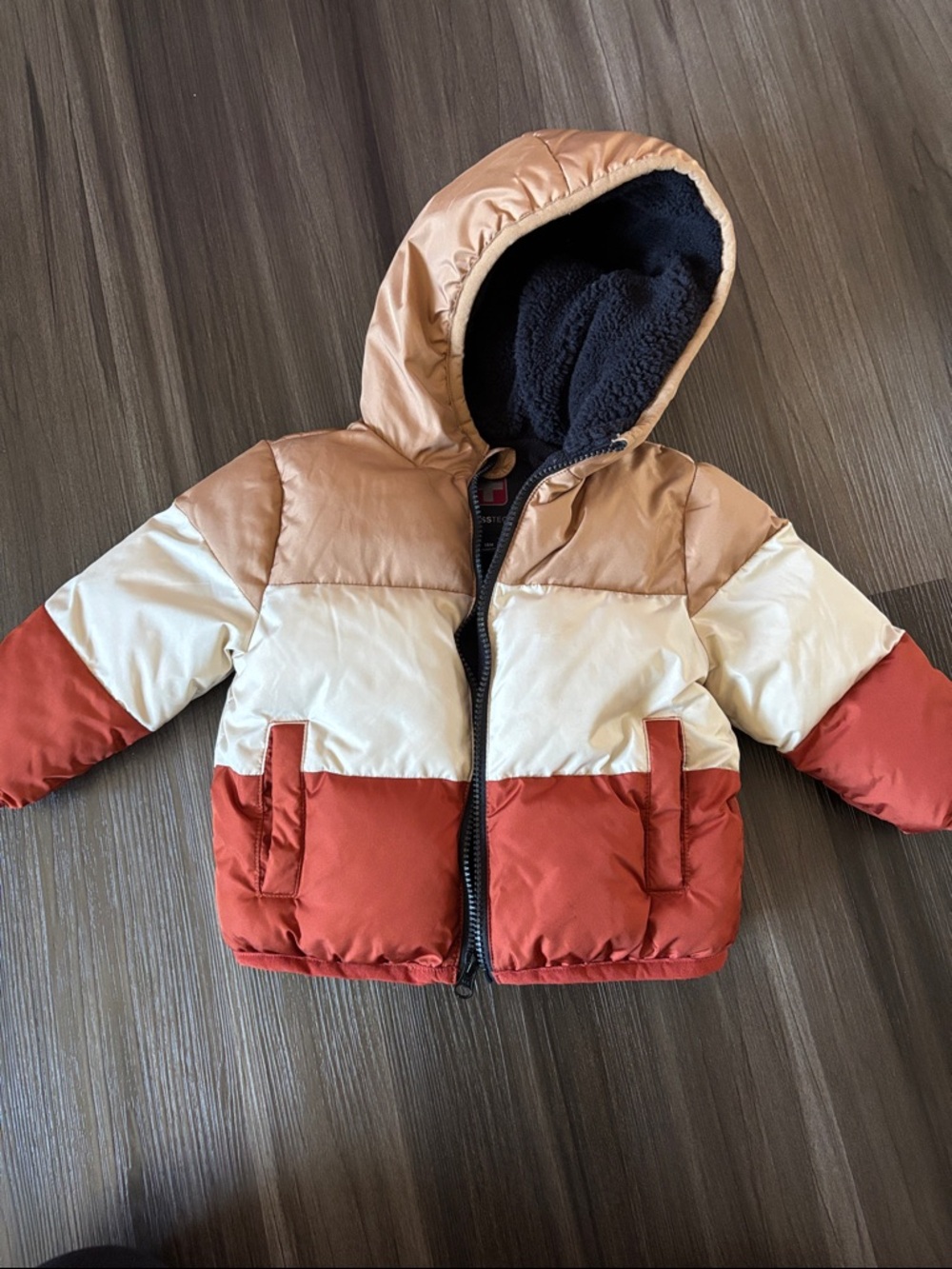 K-Swiss Colorblock Puffer Jacket in Rust, Cream & Tan